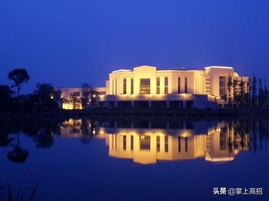 这些重点大学的分校区和本部文凭一样吗？志愿填报千万别想当然