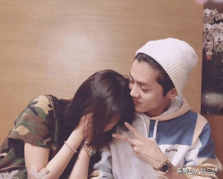 23岁关晓彤被曝延期毕业，和鹿晗恋爱影响学习，网上再添“实锤”