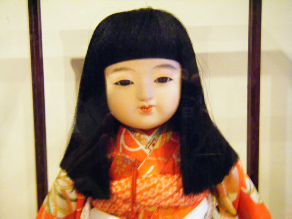 日本12个鬼娃娃之一，菊人形娃娃头发竟能不断生长