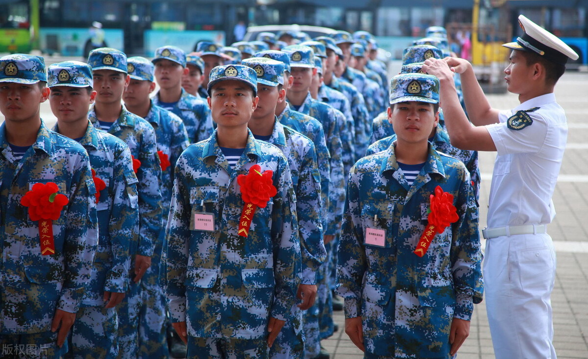 考上本科，保留学籍去当兵，如何作职业规划？我给了五点建议