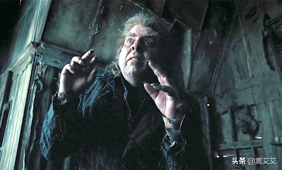 作为最糟糕的食死徒——卢修斯马尔福,伏地魔为什么一直留着他?