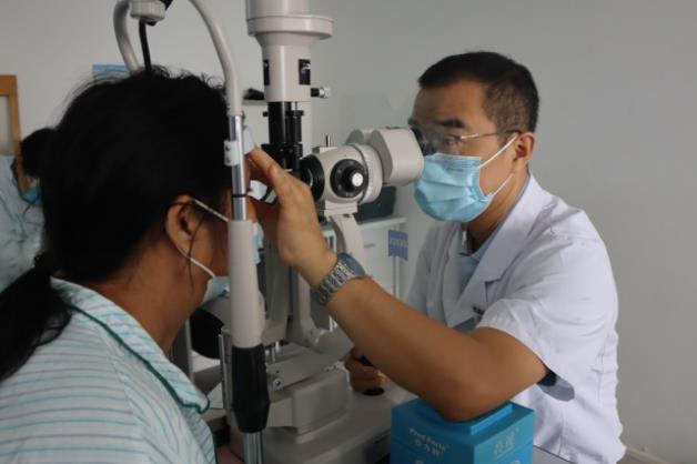 对视力有要求的4类专业，近视学生或不能报考，成绩再好也难录取