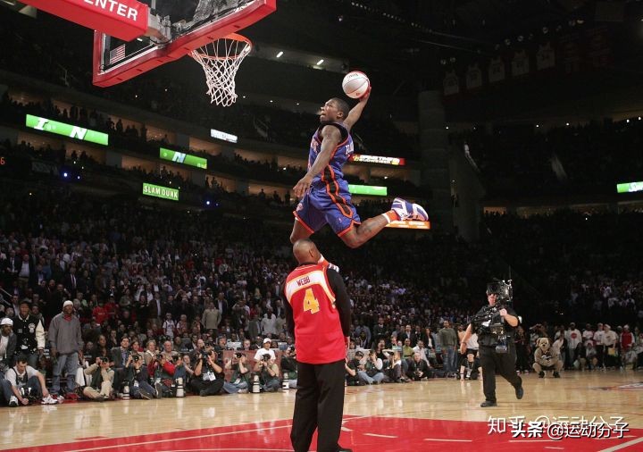 为什么nba球员身高都是虚报(最讲究数据的NBA，为何球员却总是虚报身高？)