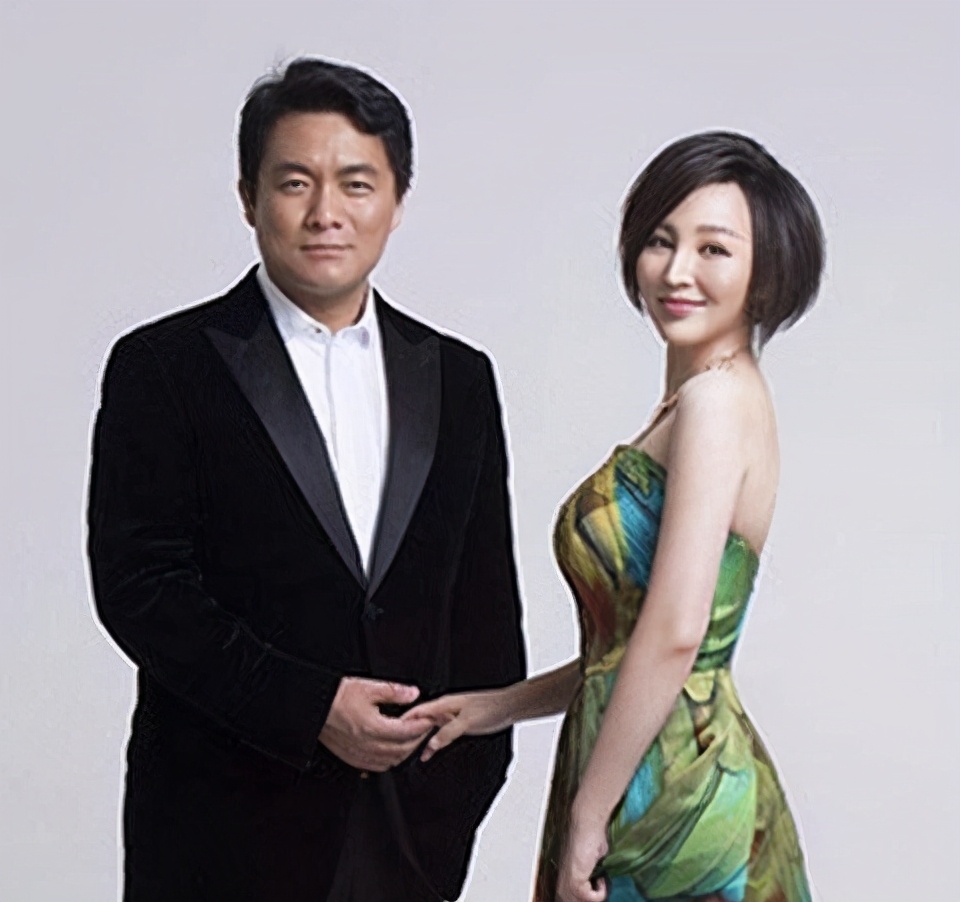 岳丽娜孩子图片(她在19岁与男友私奔) - 赤虎壹号