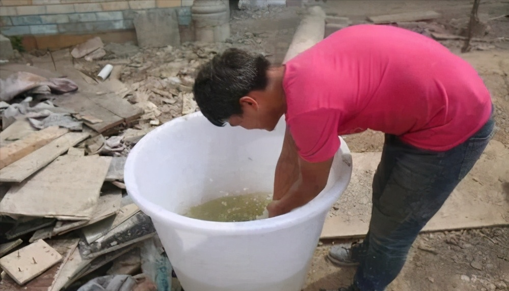 寒门贵子庞众望：父母残疾，靠捡废品维持生活，744分考上清华