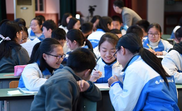 私立学校面临“刹车”，民办教师何去何从，转公之后能拿到编制吗