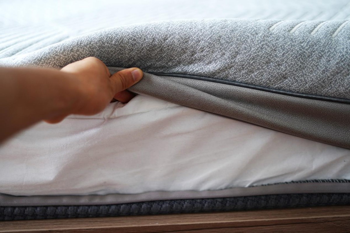 米粉亲自来验货 售价两千多的8H 金刚护脊乳胶床垫到底值不值