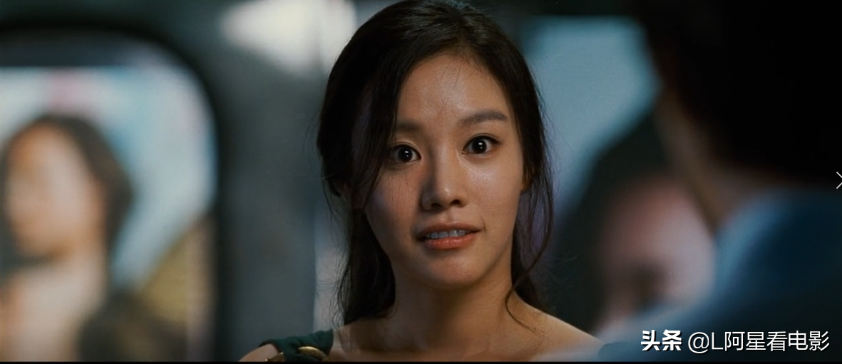 《丑女大翻身》电影文字解说——轻松爆笑高分喜剧