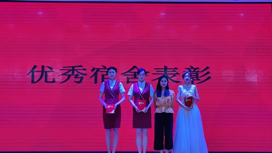 长春电子科技学院校企合作航空服务专业授服仪式圆满结束