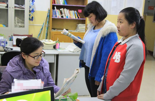 一张普通老师工资表流出，在编老师坐不住了，难怪老师竞争这么大