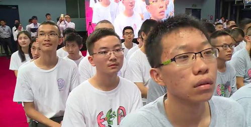 “高考神童”盛一博：13岁高分645分考入清华，有何特异功能？