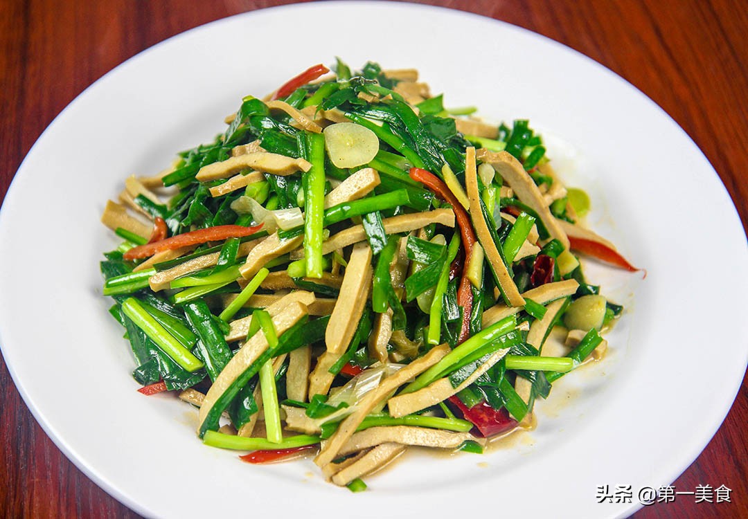 减肥不用吃得太单调，6道家常菜，热量低又健康，别再吃水煮了