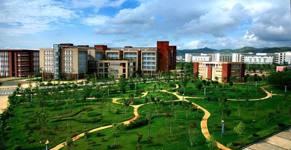 《隐藏的歌手》——“双非”大学中隐藏的医学院（续）