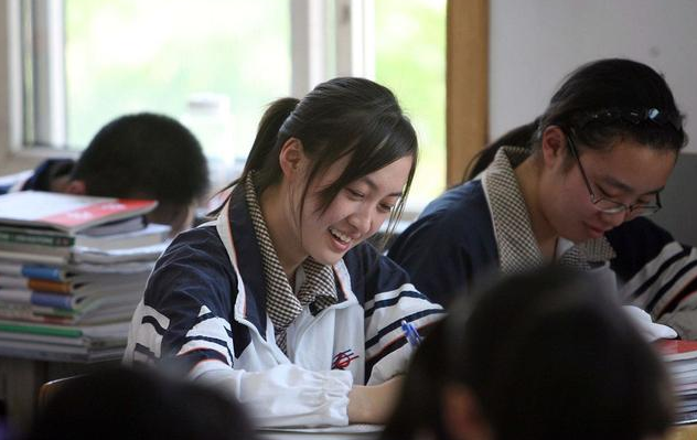 新高考模式迎来新调整，3+1+2将变成3+2+1，考生需要提前了解