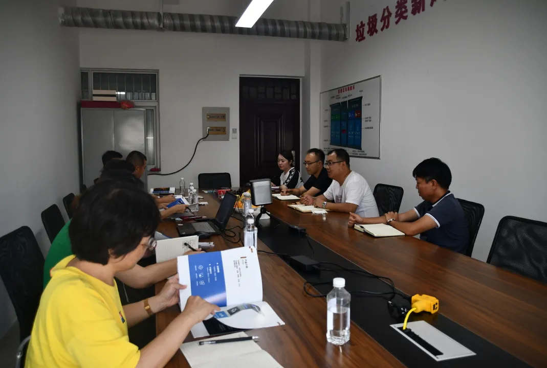 河北建材职业技术学院与我单位就共同建立校企合作关系洽谈协商