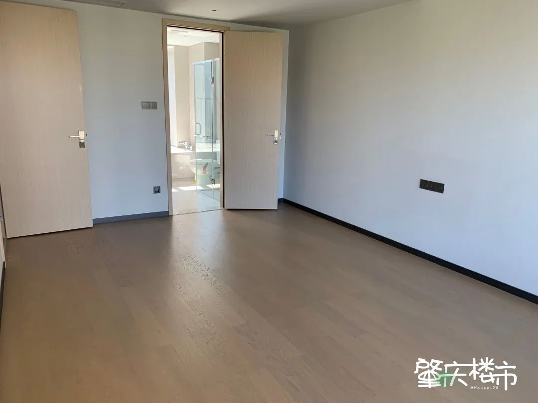 卖售楼部！撤沙盘！肇庆江景盘6字头起清货！曾卖至万元