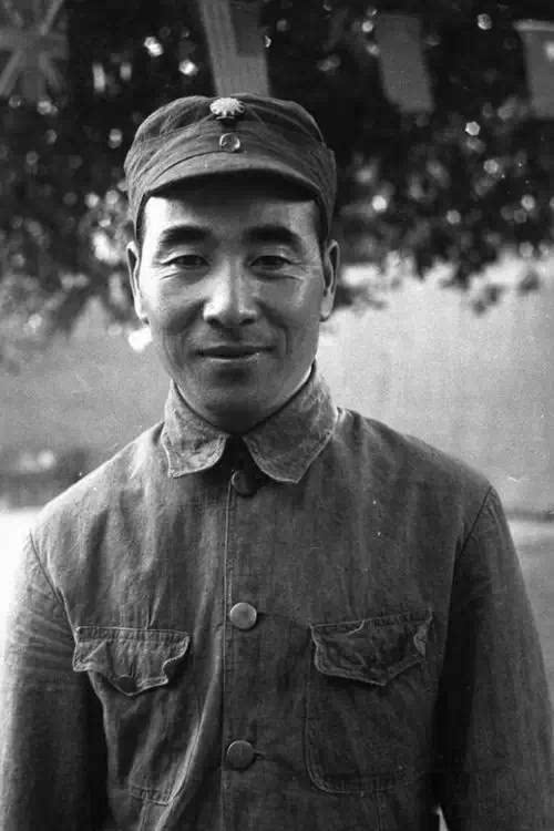 十大元帅1937年谁的级别最高：叶剑英第三，陈毅第九，罗荣桓垫底