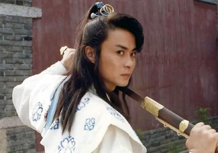 《白眉大侠》:"燕双鹰"第一部电视剧,小时候都被主题曲洗脑过