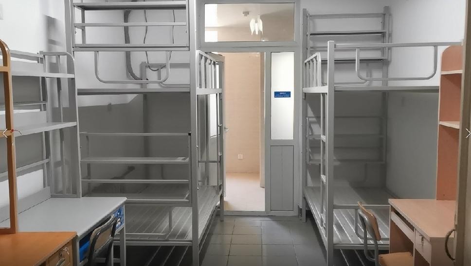 这所双一流高校：坐拥豪华宿舍， 食堂获评“最好吃”榜首，网友：五星级体验！