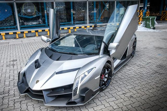 富二代渣男一般开什么豪车泡妹子，贫穷只能限制你的想象