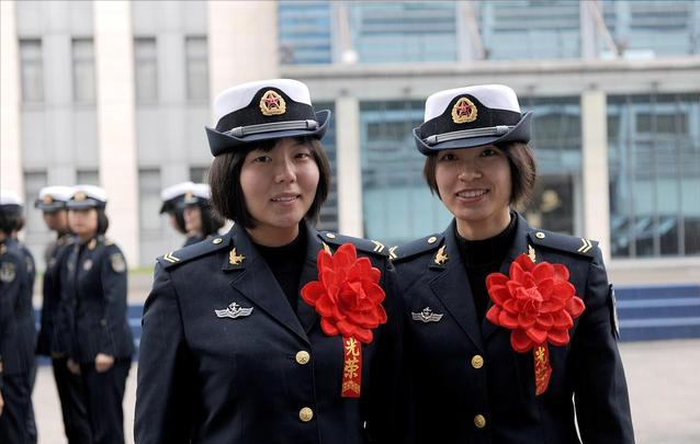 大学生直招士官入伍，主要有2点弊端和4大优势，望周知