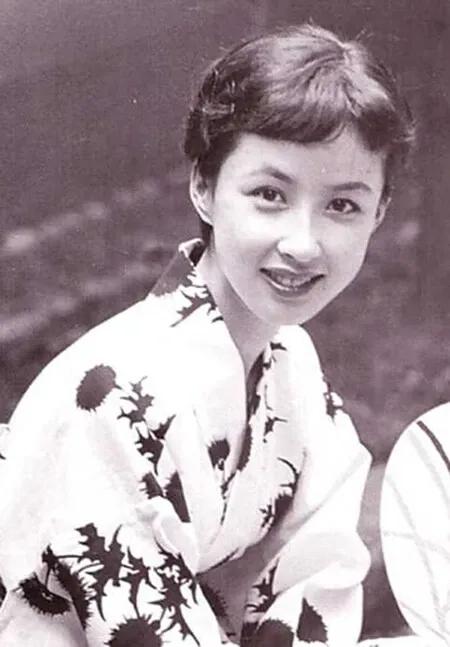 宝冢音乐学校（八千草薫）