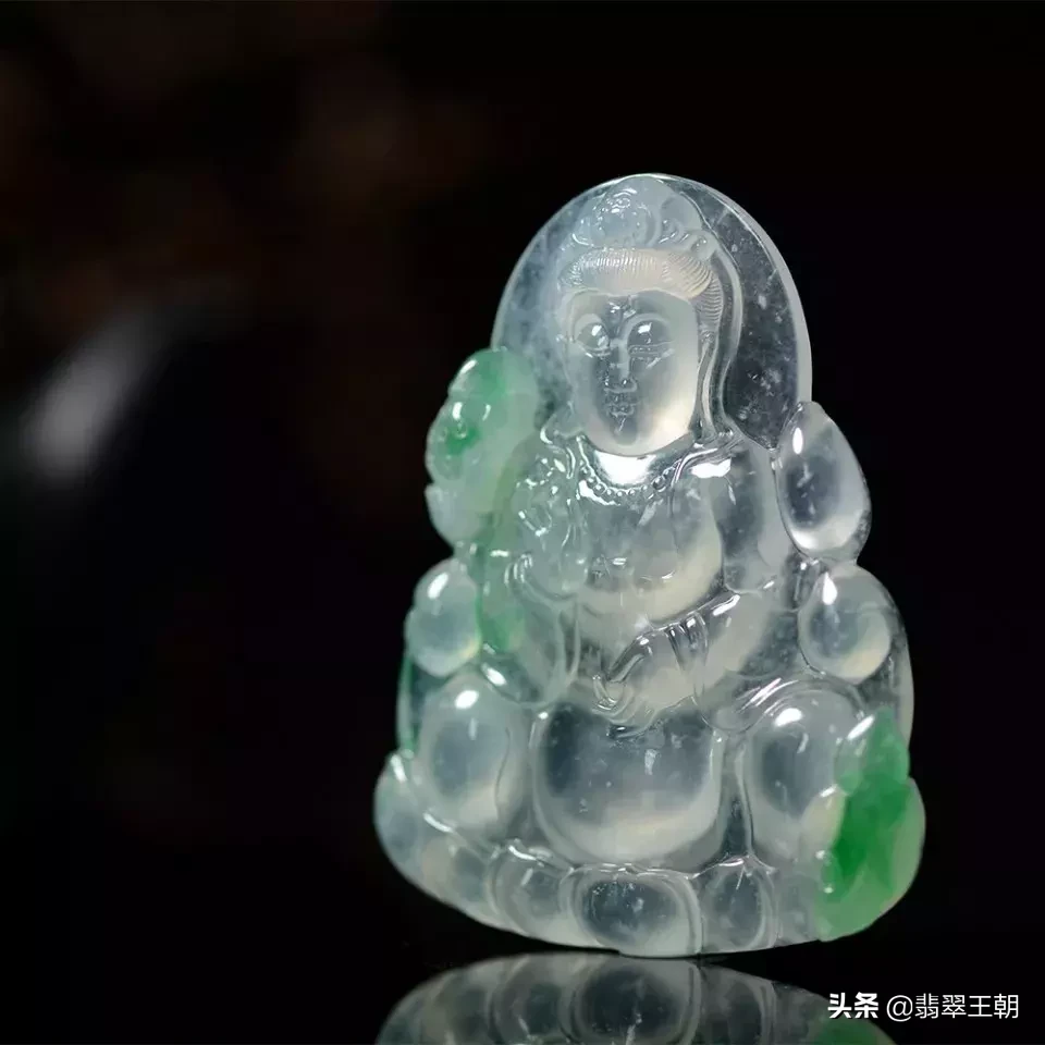 翡翠中的棉和石纹，算瑕疵吗？