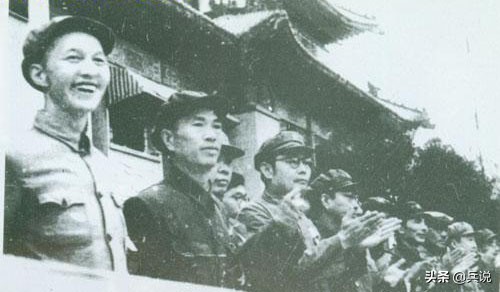 邓华有“智”，韩先楚敢“打”！邓韩相争，彭老总听谁的？