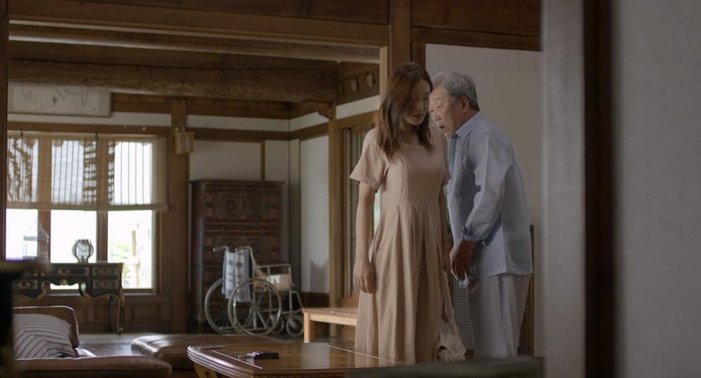 从韩国伦理片《女人的战争之肮脏的交易》来分析人性：隐藏的肮脏
