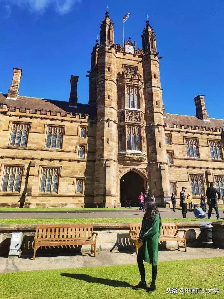 听说洪彬一同学获得了国奖，快来看看她的优秀历程吧！