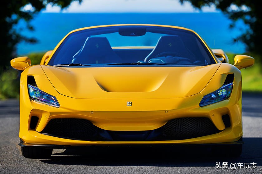 2020年法拉利F8 Spider：中置引擎的魅力敞篷超跑