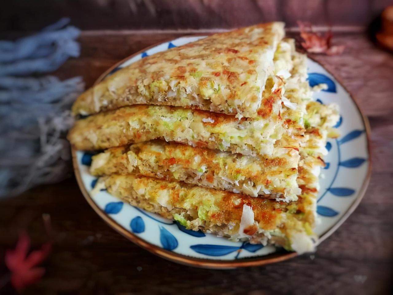 早餐蛋餅卷,早餐蛋餅卷的做法圖解