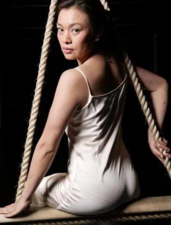 “人生赢家”陈婷的隐秘往事，远比你想得还要精彩