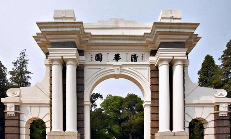 91年长沙高考状元张晓勇，清华毕业选择当保安，是无能还是无奈？