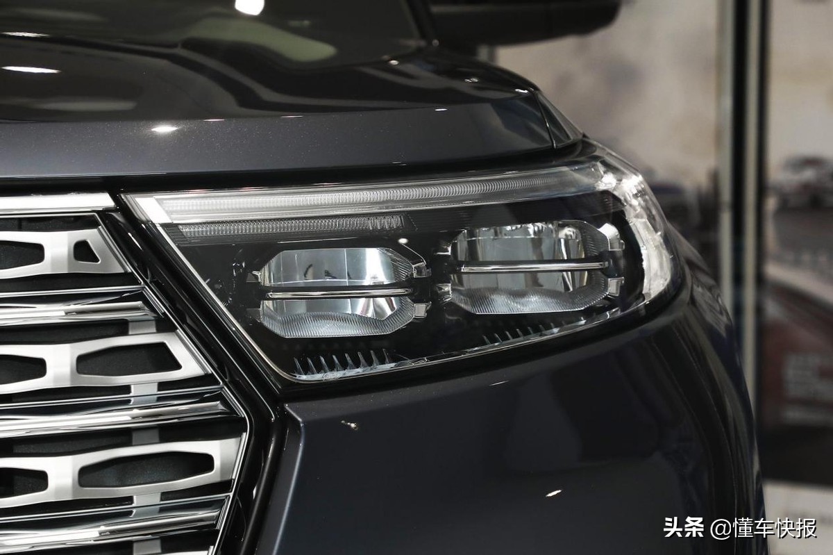 35万元级6座中大型SUV，福特探险者、凯迪拉克XT6如何选？