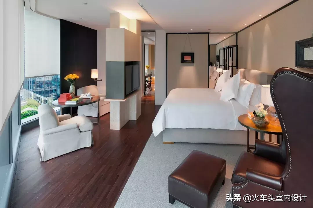 解构主义=凹造型？