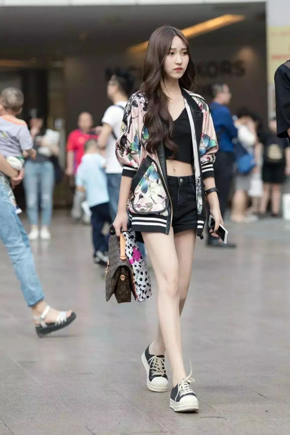 中国美女排名(中国美女排名前二十位的城市)-骁龙网