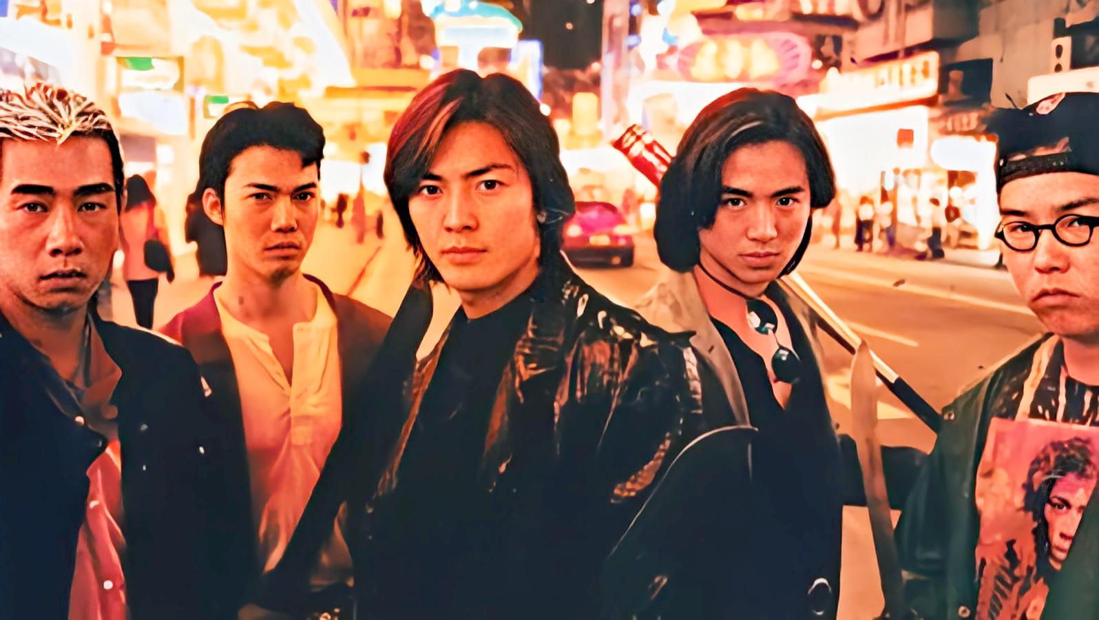 在电影《98古惑仔之龙争虎斗》中,郑浩南饰演司徒浩南,而郑伊健饰演陈