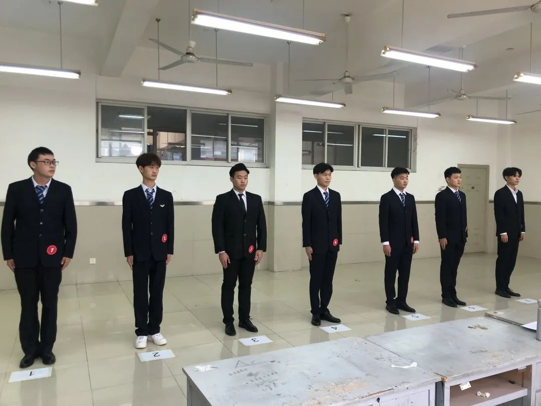 知云时代就业部来到湖北工业大学继续教育学院进行现场模拟面试