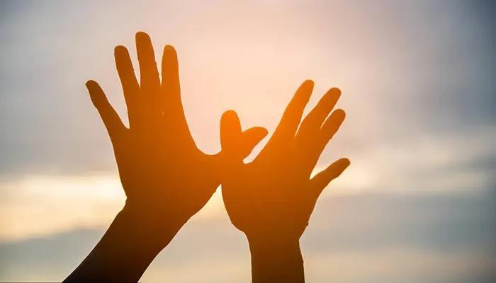 《身边的温暖》500字作文，生活中的温暖作文(温暖作文450字)