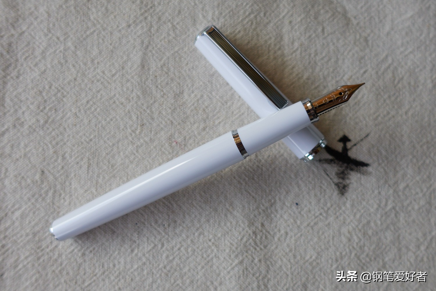 写乐钢笔怎么样（写乐0501钢笔练字实测）