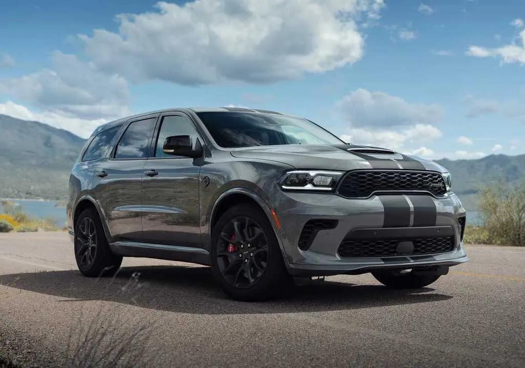 约合人民币32万起!2022款道奇杜兰戈曝光,5.7l 8at,竞争宝马x5