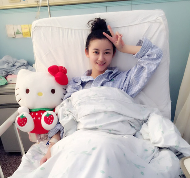 徐婷：全身溃烂医院离世，被8口家人吸血数年，死后姐姐蹭热度？