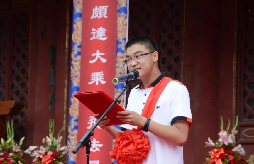 高考应该几点起床（高考状元作息时间表曝光）