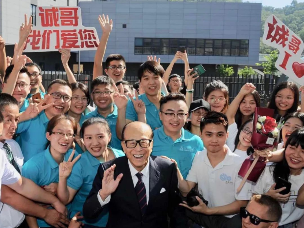 国内唯一一所“免费大学”，虽然不是985、211，但录取分数线不低