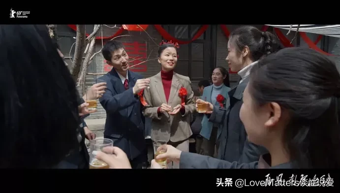 25年前“没有同性恋”，现在，ta们在争取抚养权