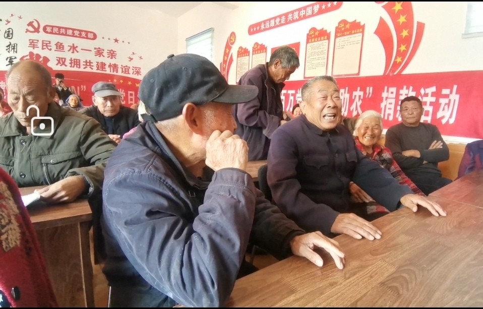 热心乡贤反哺家乡 巩固脱贫成效