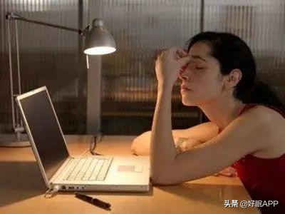 熬夜长痘痘怎么消除？5个方法拯救熬夜起痘的你.