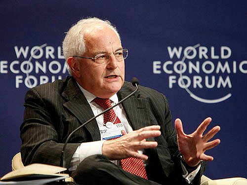 围堵中国不成，全球供应链紧张！欧美国家“阴谋”严重影响民众