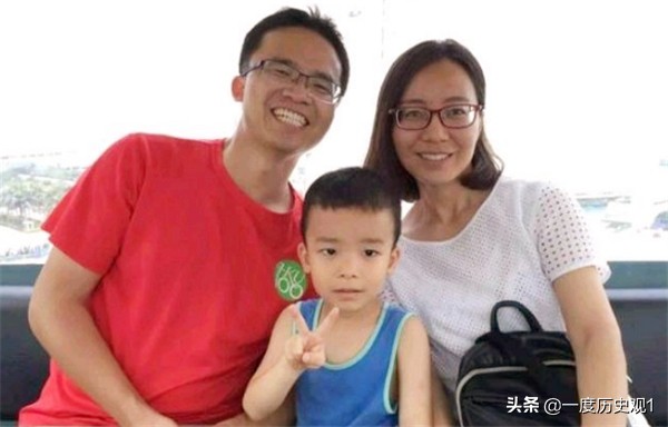 17年前，高考900分摘状元，考上北大的广东小伙，近况怎样？